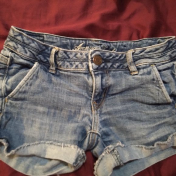 American Eagle Y2K Low-Rise Jean Shorts - Picture 1 of 7